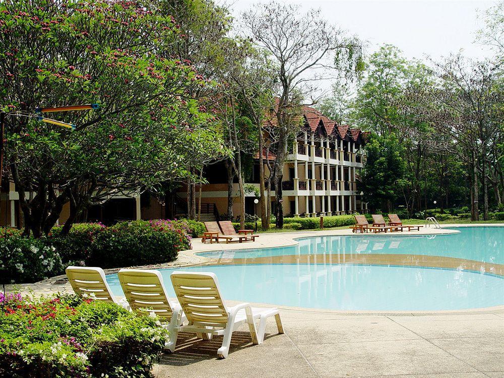 Pavilion Rim Kwai Resort Kanchanaburi Zewnętrze zdjęcie