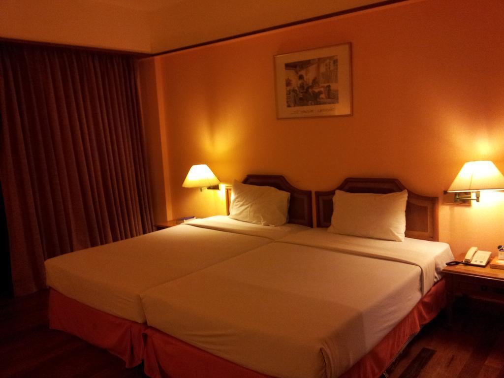 Pavilion Rim Kwai Resort Kanchanaburi Zewnętrze zdjęcie