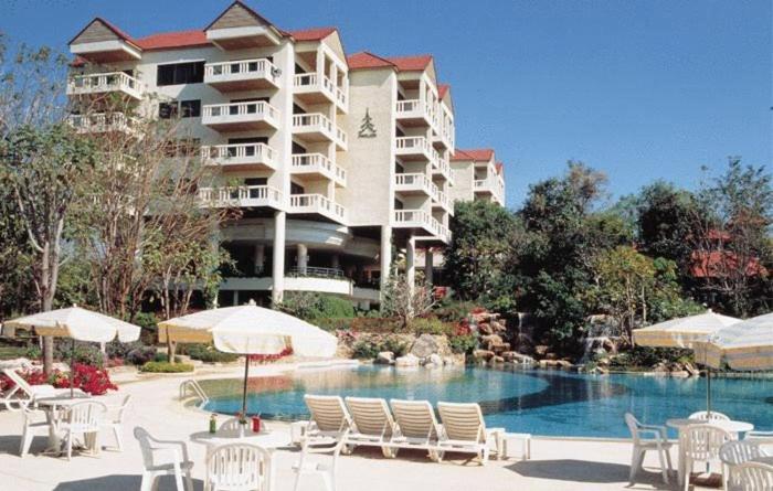 Pavilion Rim Kwai Resort Kanchanaburi Zewnętrze zdjęcie